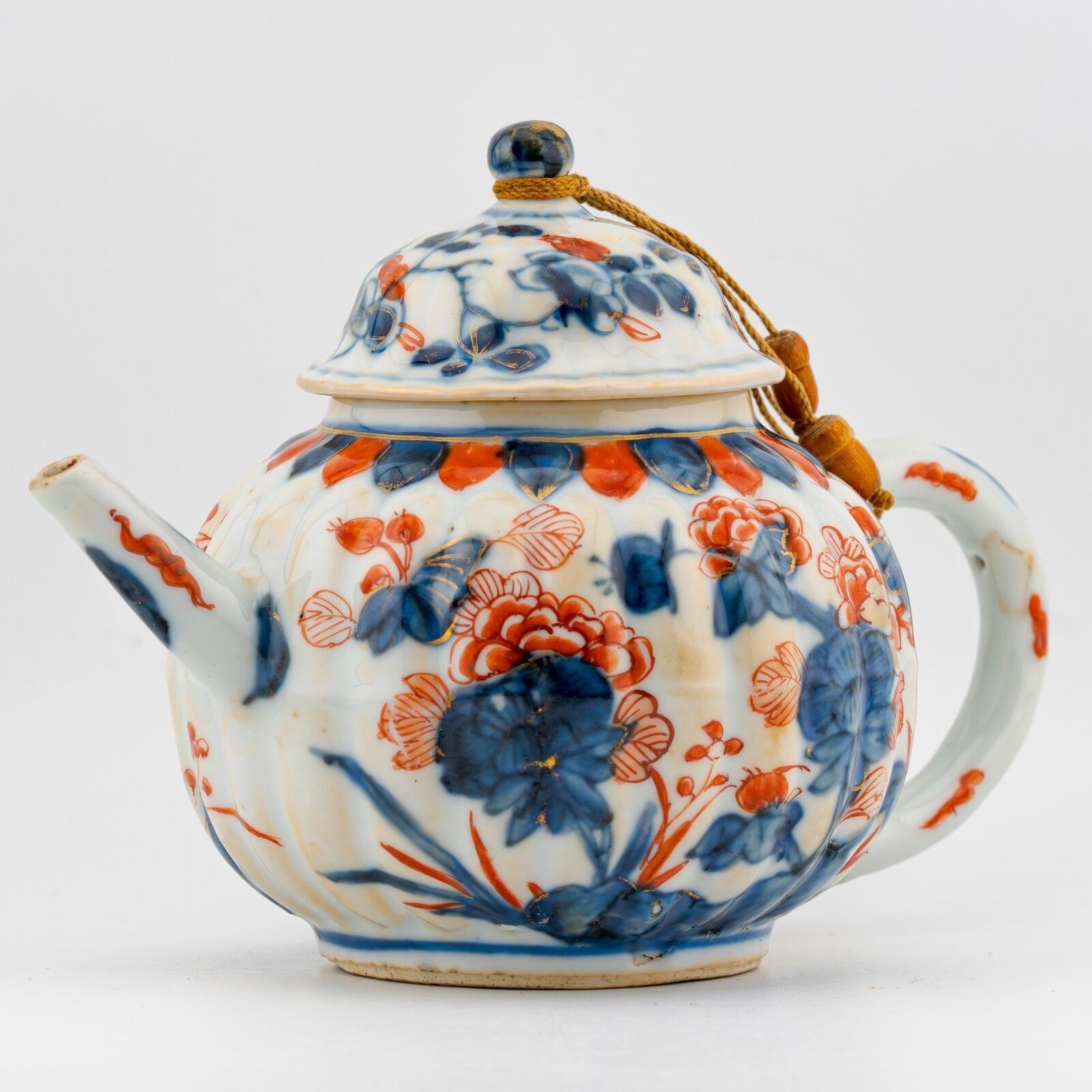 Chinese Porcelain Kangxi Teapot Cover Imari Powder Blue Gilt Qing Period 18th C - Image 3