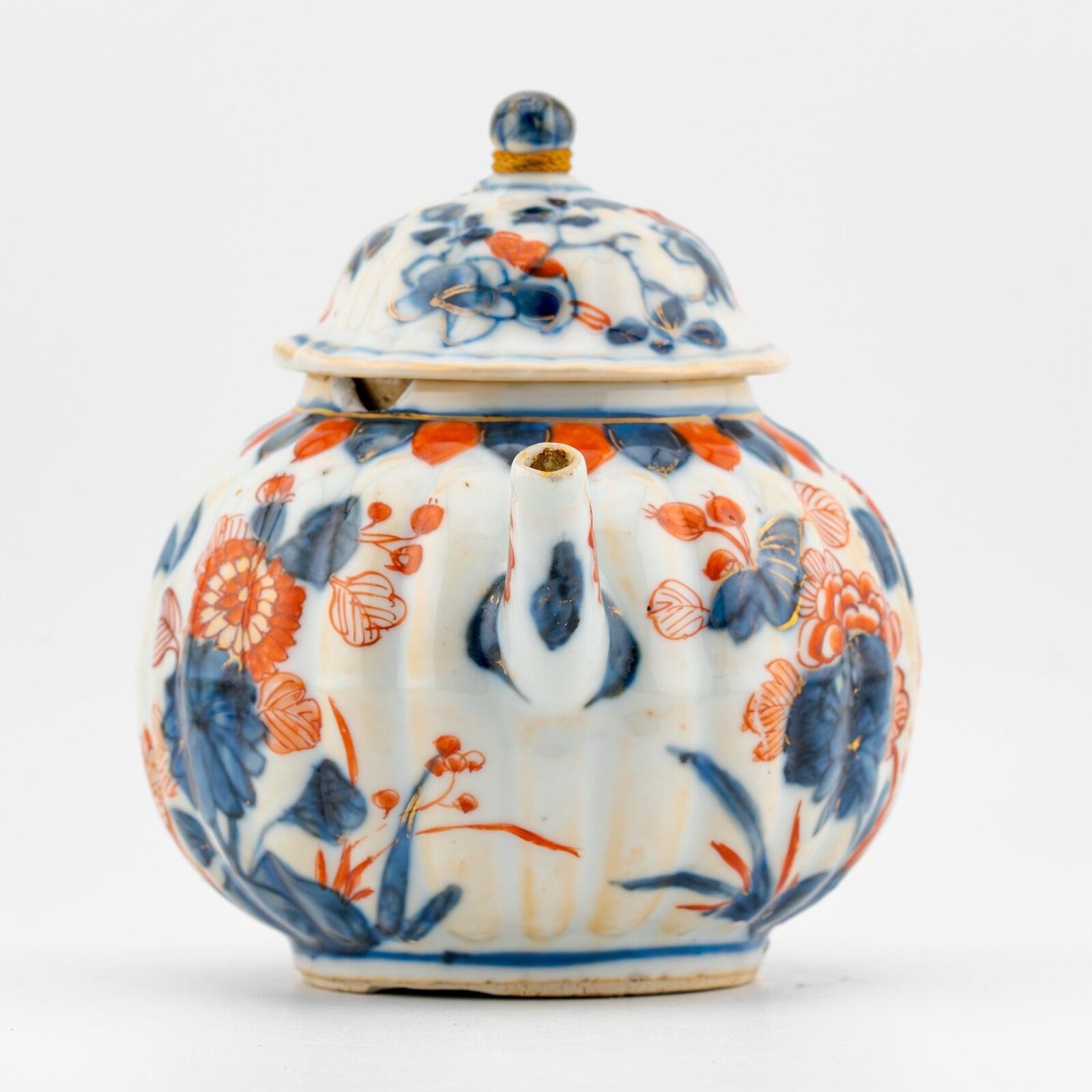Chinese Porcelain Kangxi Teapot Cover Imari Powder Blue Gilt Qing Period 18th C - Image 4