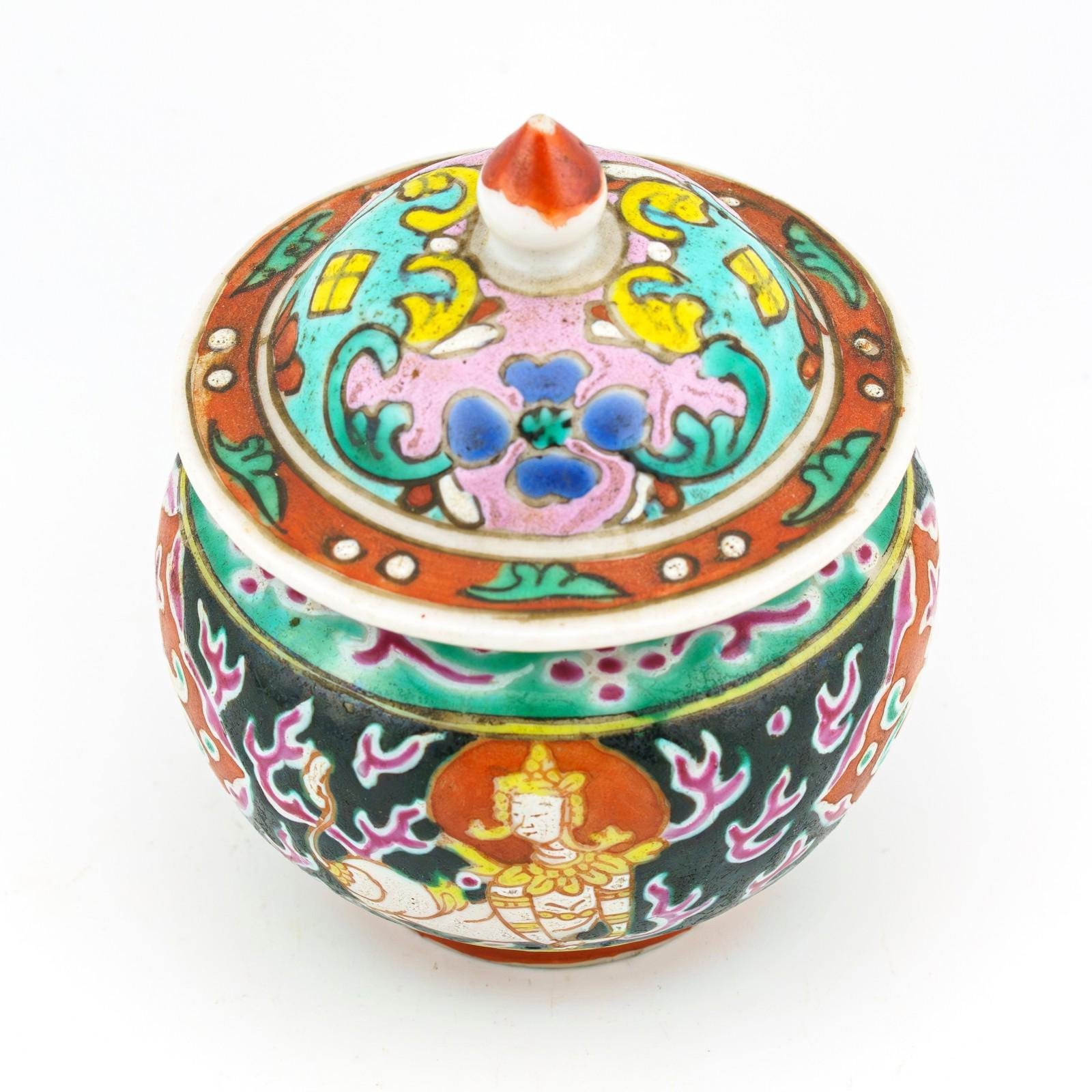 Bencharong Toh Jar Chinese Porcelain Enameled Ayutthaya Period 18th-19th Century - Image 3