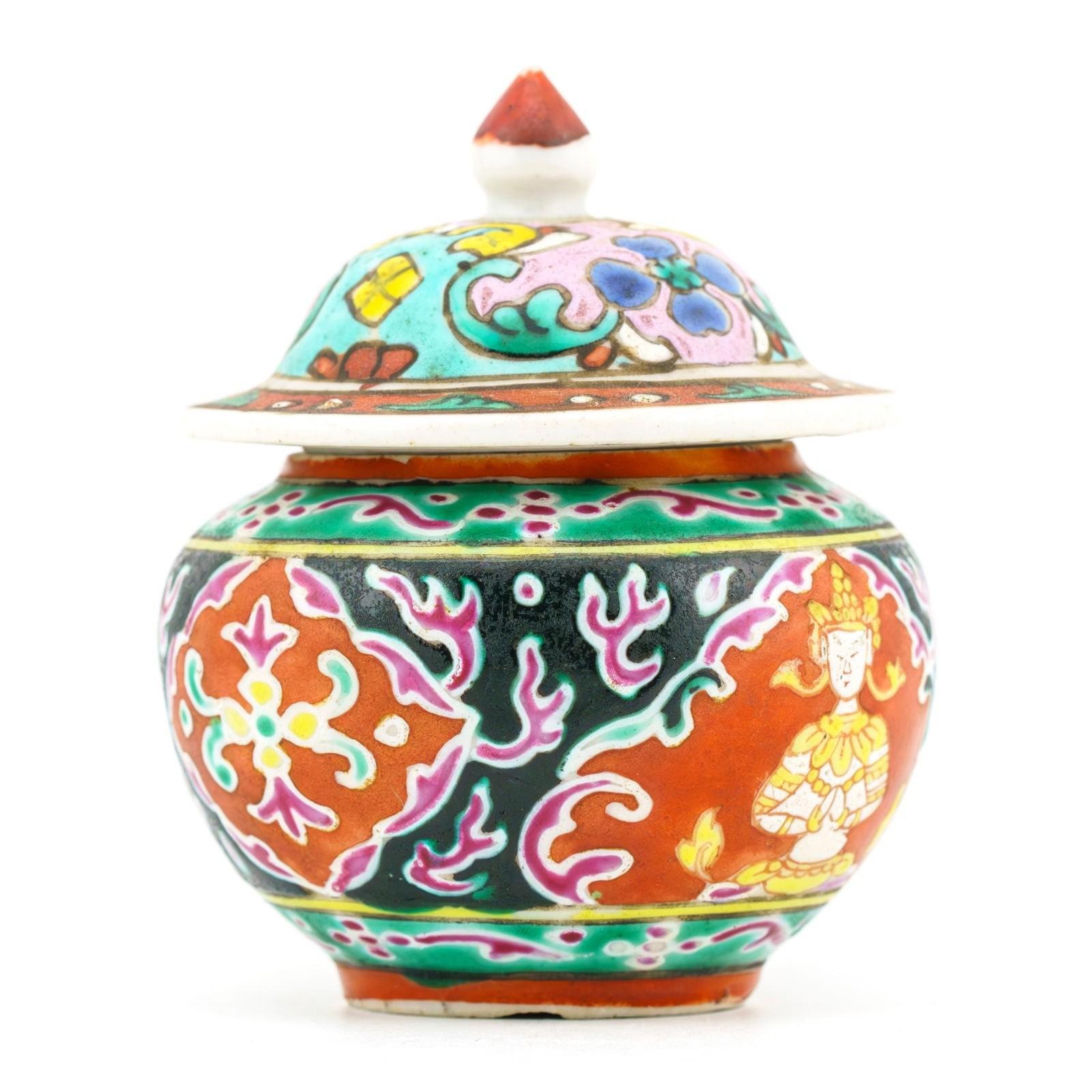 Bencharong Toh Jar Chinese Porcelain Enameled Ayutthaya Period 18th-19th Century - Image 6