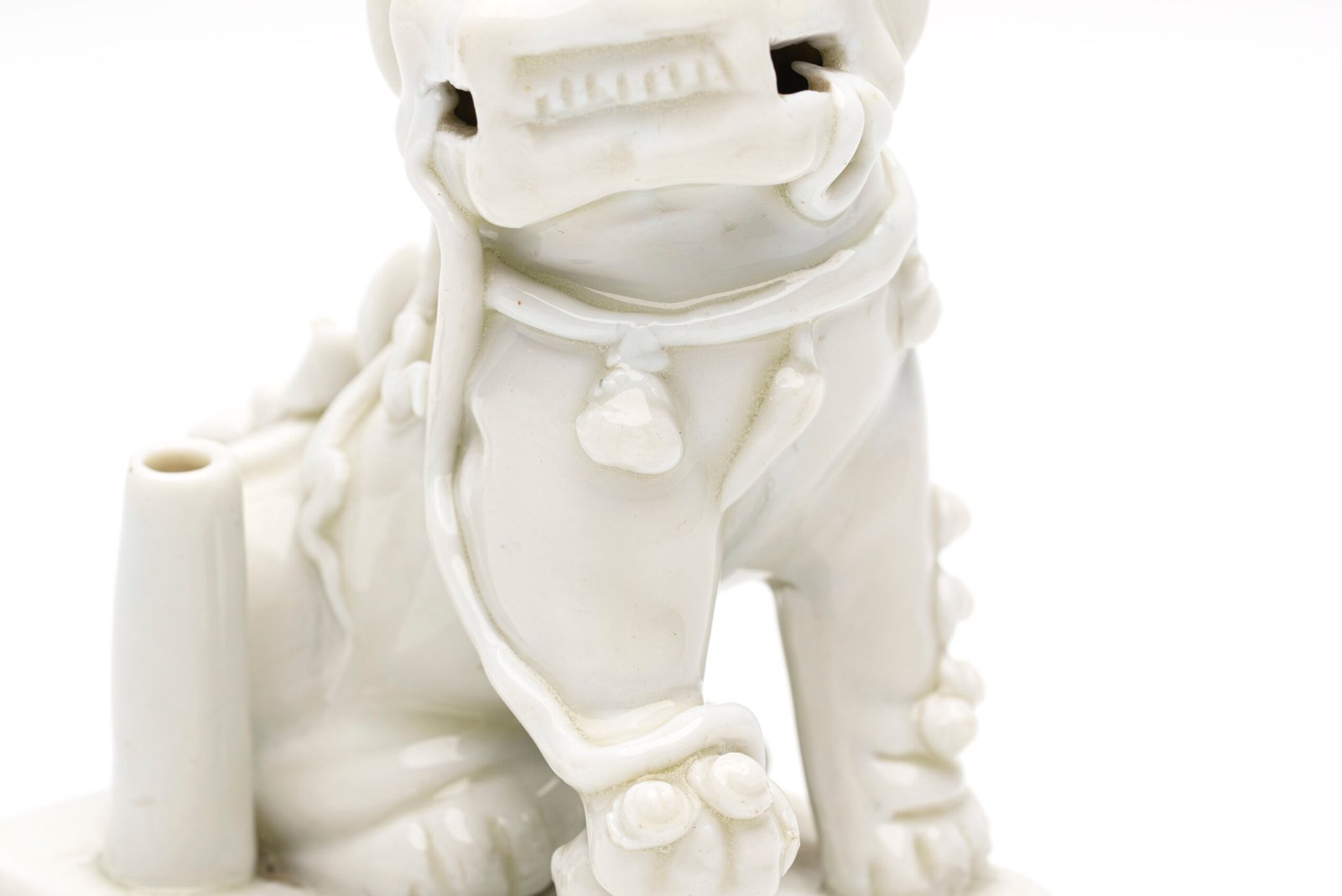 Chinese Buddhist Foo Lion Figure Blanc De Chine Dehua Joss Stick Qing Holder 17C - Image 5