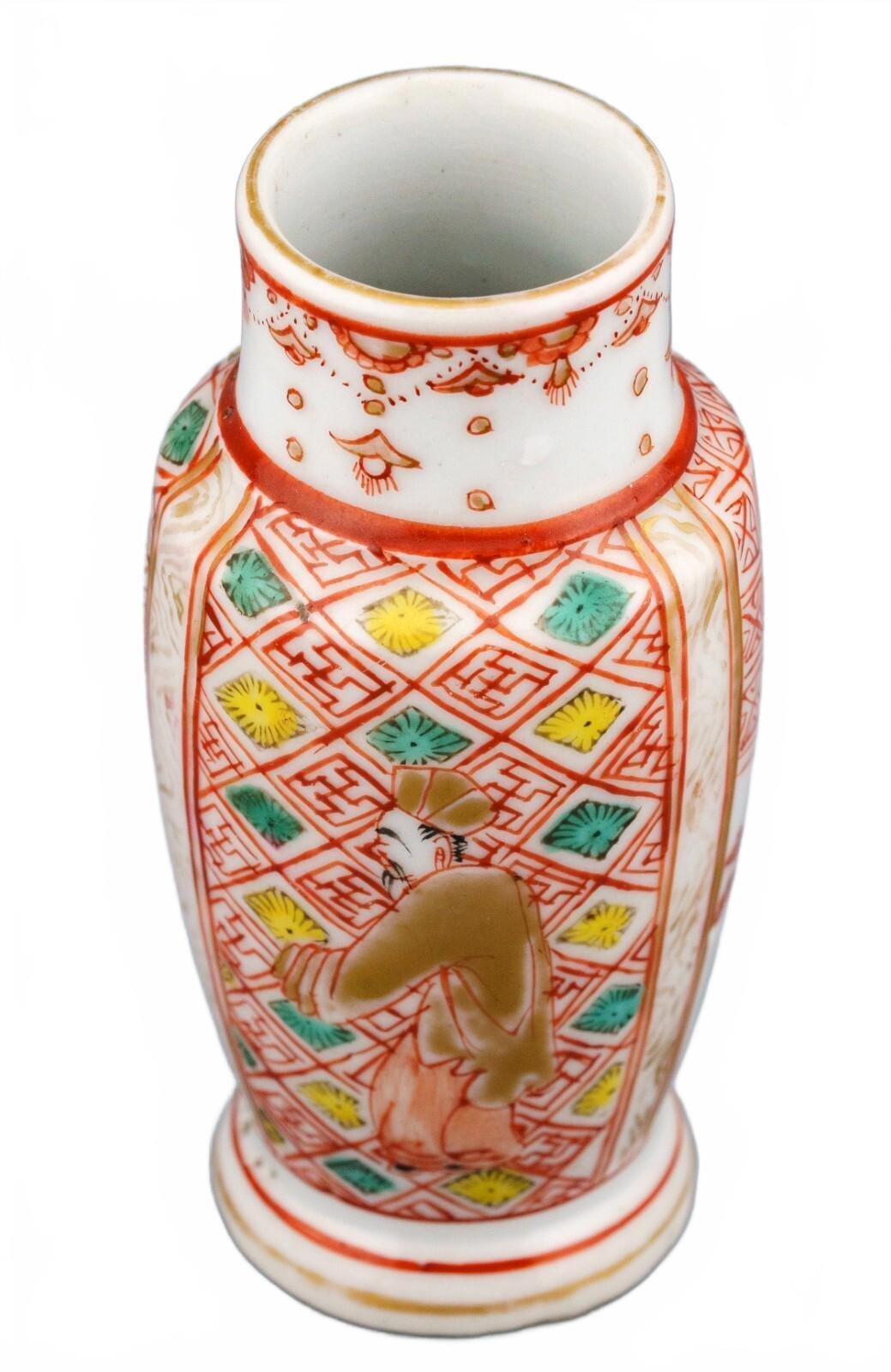 Japanese Porcelain Vase Imari Gilt Figure Kutani Mark Meiji Period 19th Century - Image 11