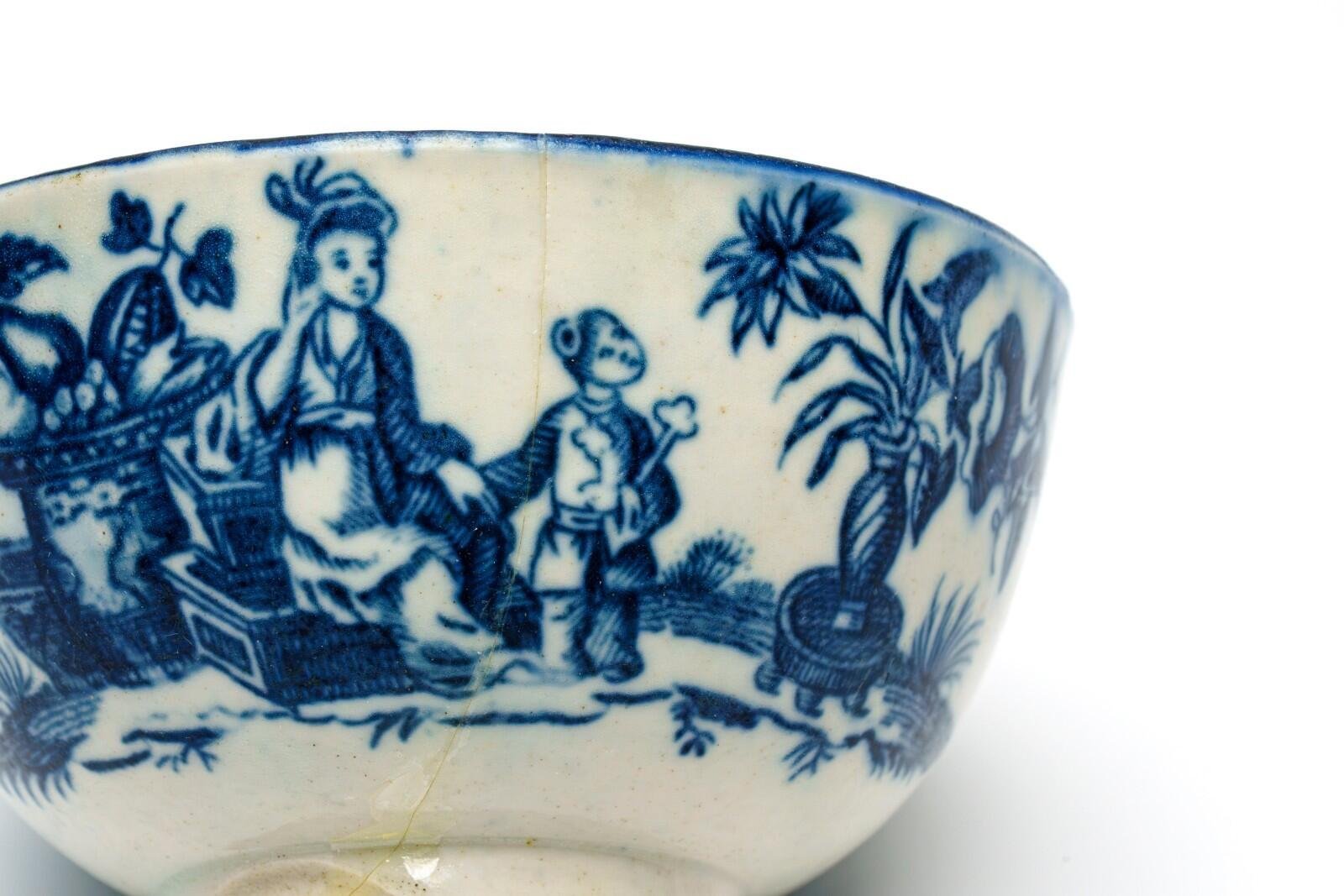 England Worcester Porcelain Bowl Cobalt Blue White Crescent Mark Dr Wall 18th C - Image 3
