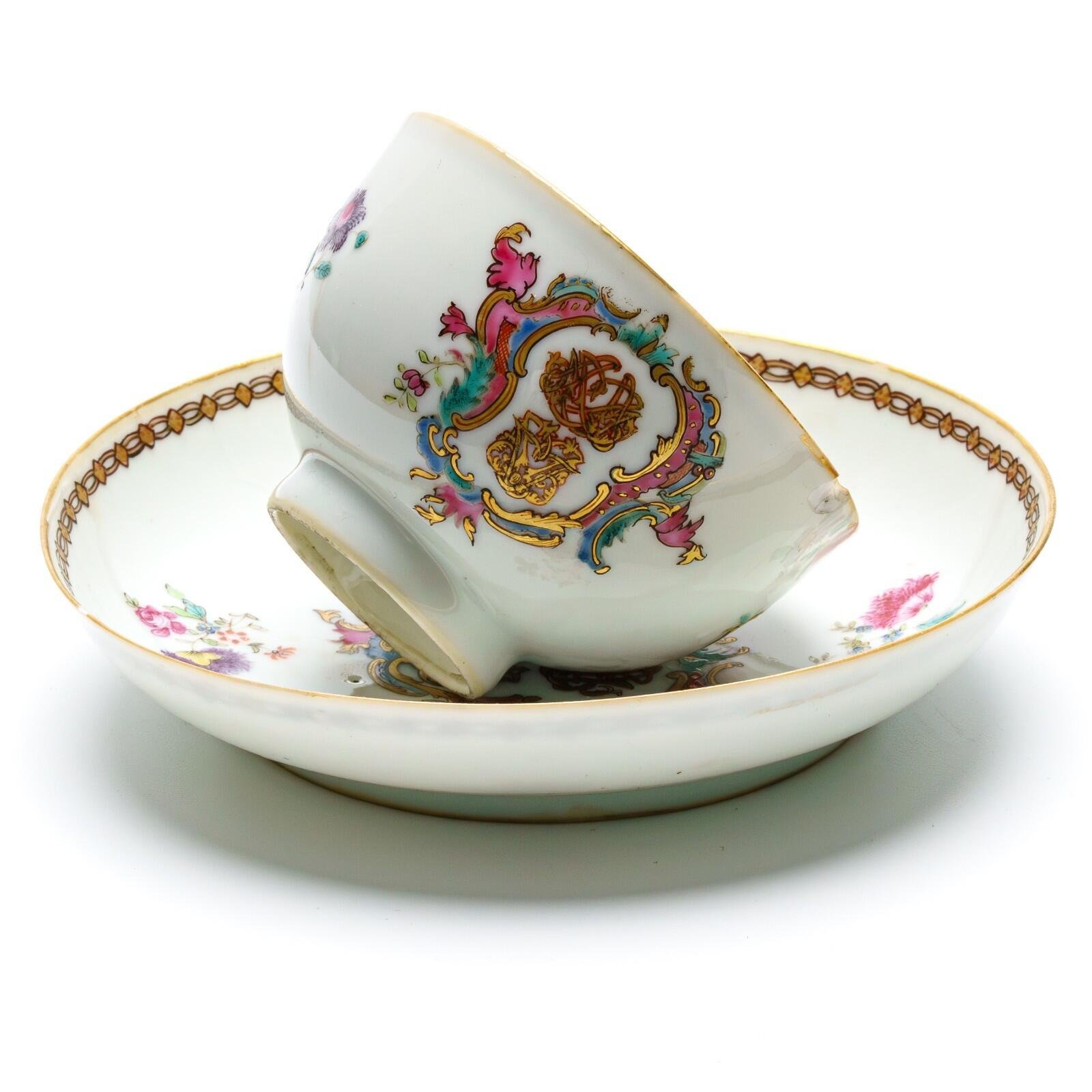 Chinese Porcelain Armorial Cup Saucer Gilt Cypher Initials Chain Qianlong 18C - Image 3