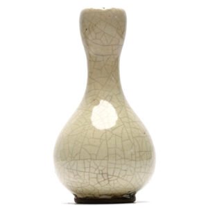 Chinese Garlic Head Neck Vase Ge Type Crackled White Glaze Qing Dynasty 19C