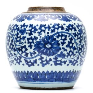 Chinese Porcelain Ginger Jar Blue White Lotus Scrolls Ruyi Heads Kangxi Qing 18C